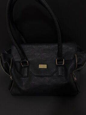 nine & co black tote handbag 🖤
